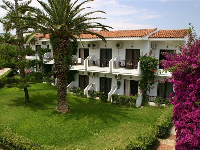 Morfeas Hotel Kavos Bagian luar foto