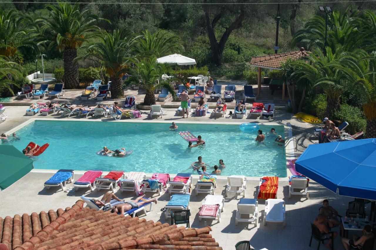 Morfeas Hotel Kavos Bagian luar foto