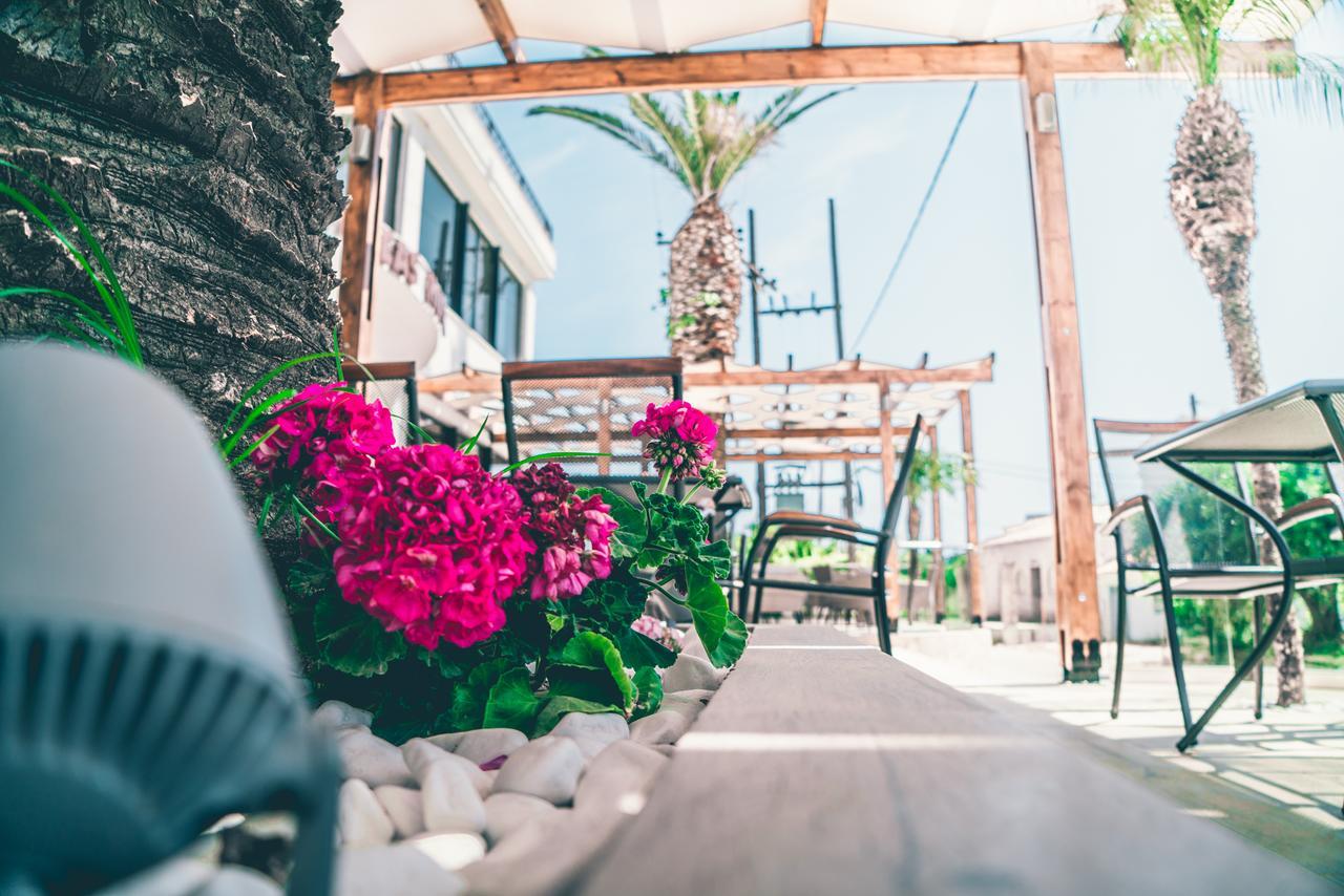 Morfeas Hotel Kavos Bagian luar foto