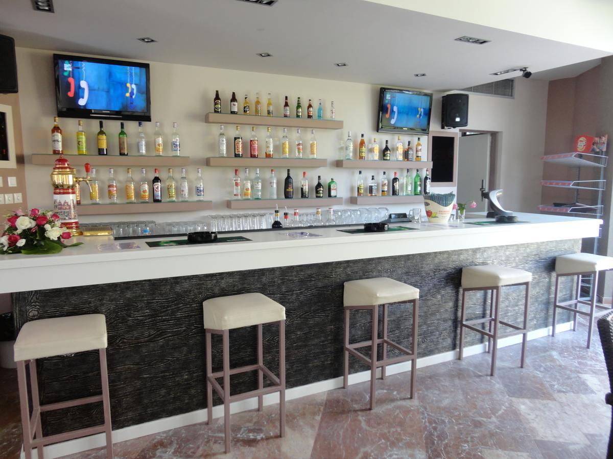 Morfeas Hotel Kavos Bagian luar foto